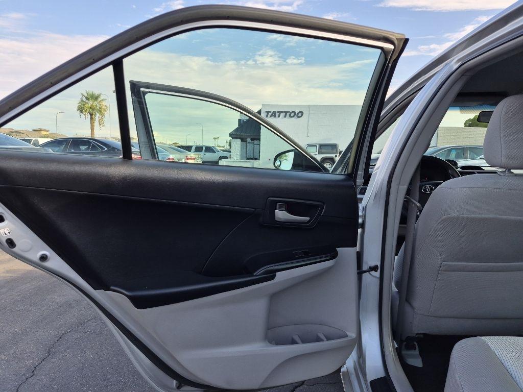 Toyota Camry  2012