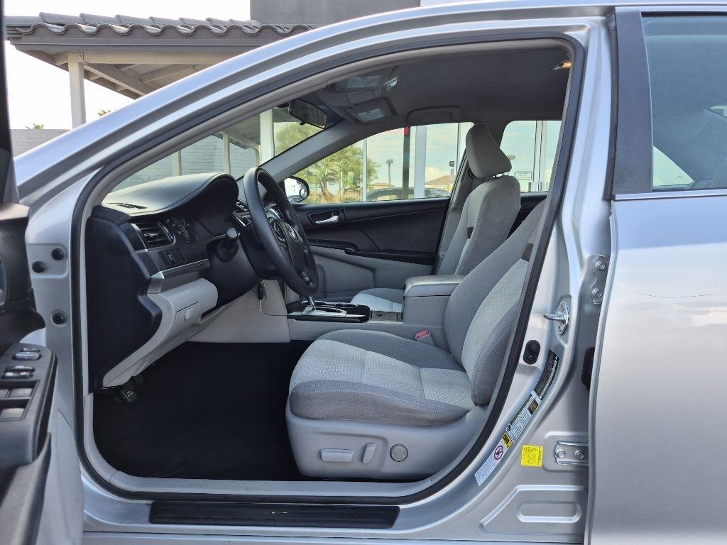 Toyota Camry  2012