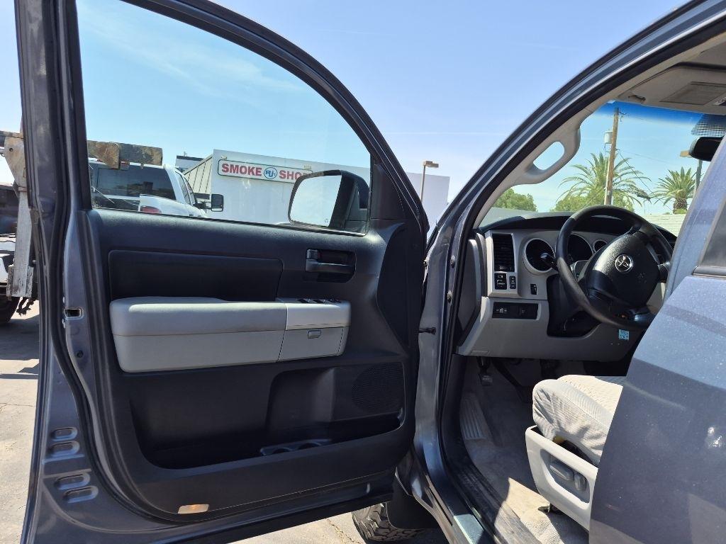 Toyota Tundra  2008