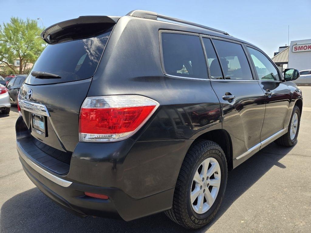 Toyota Highlander  2011