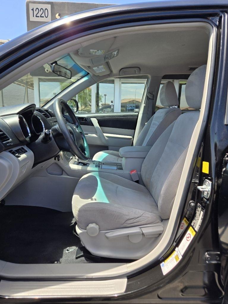 Toyota Highlander  2011