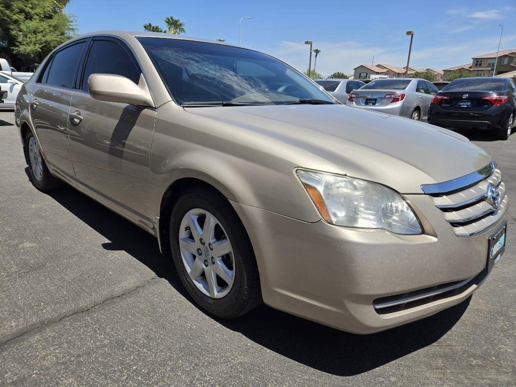 Toyota Avalon  2007