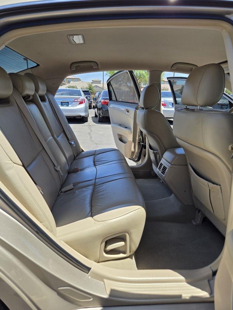Toyota Avalon  2007