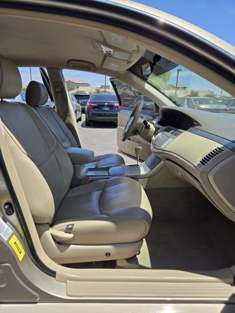 Toyota Avalon  2007