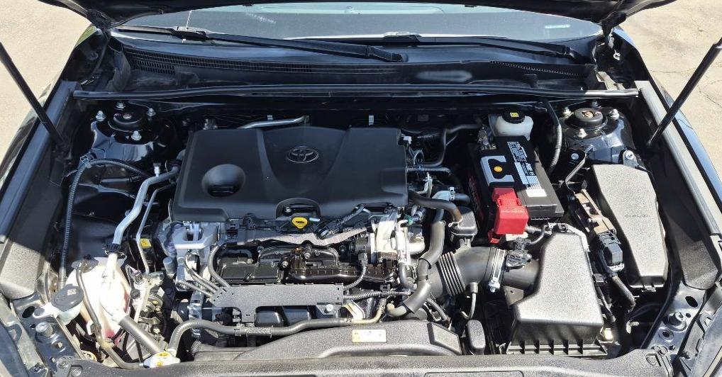 Toyota Camry  2018