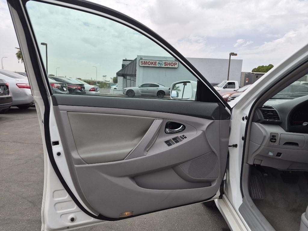 Toyota Camry  2010
