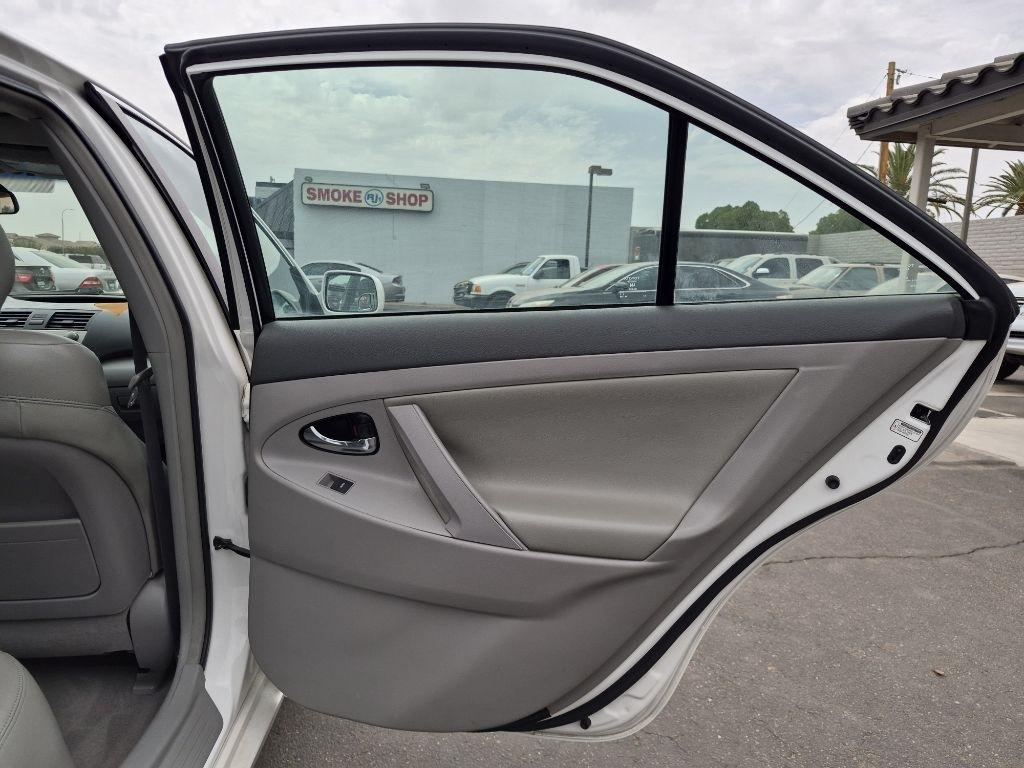 Toyota Camry  2010
