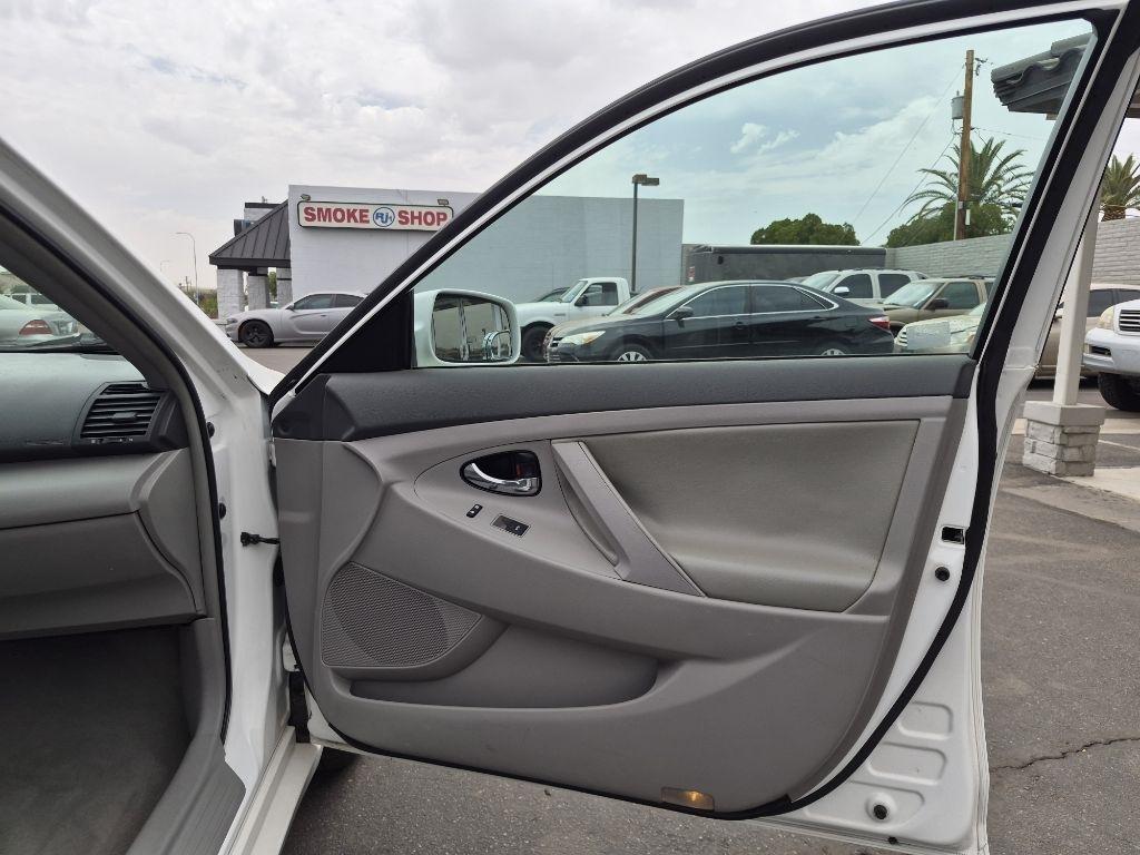Toyota Camry  2010