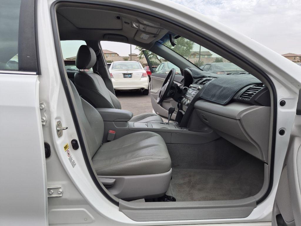 Toyota Camry  2010