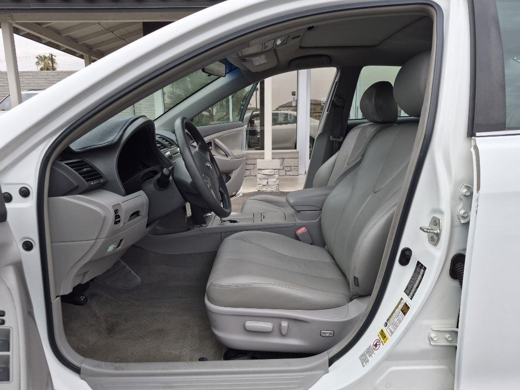 Toyota Camry  2010