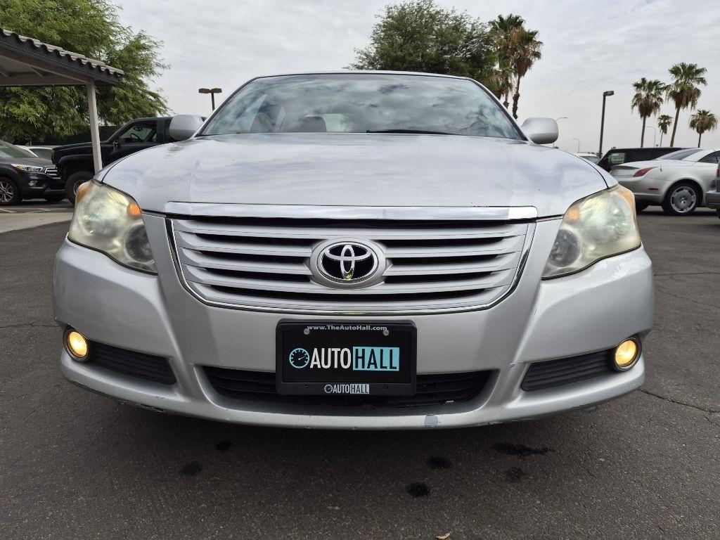 Toyota Avalon  2008