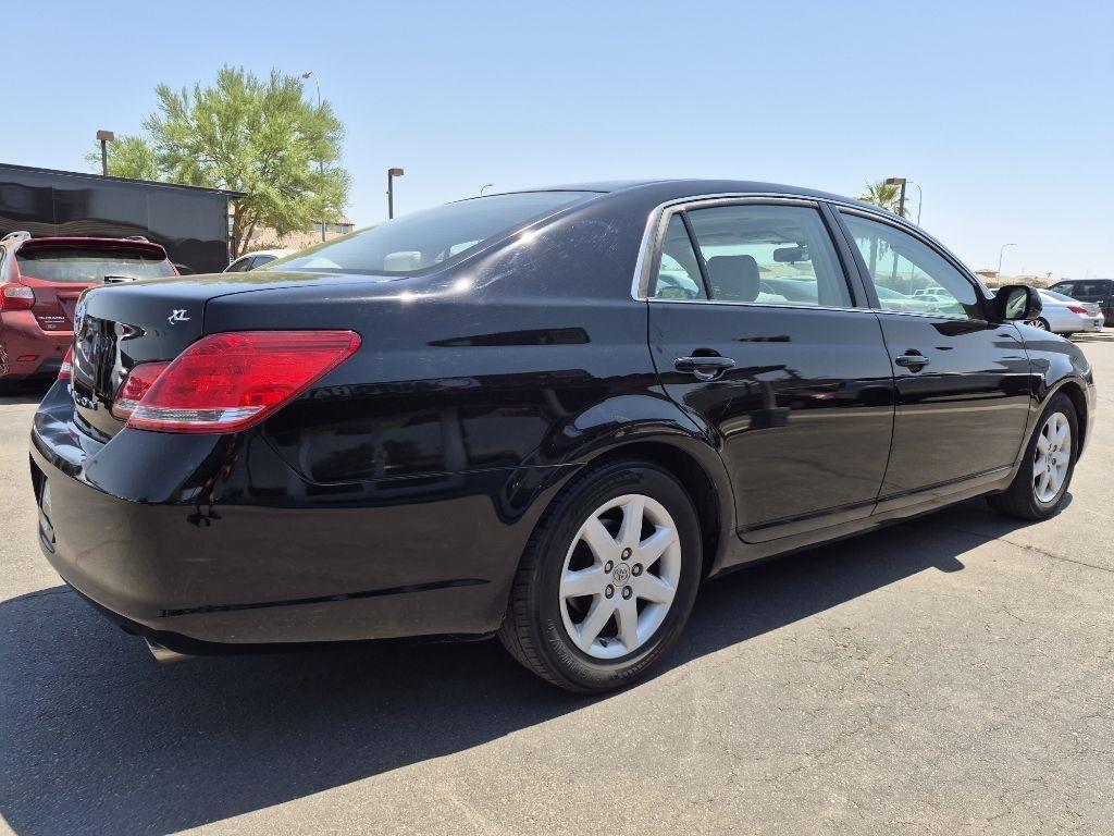Toyota Avalon  2007