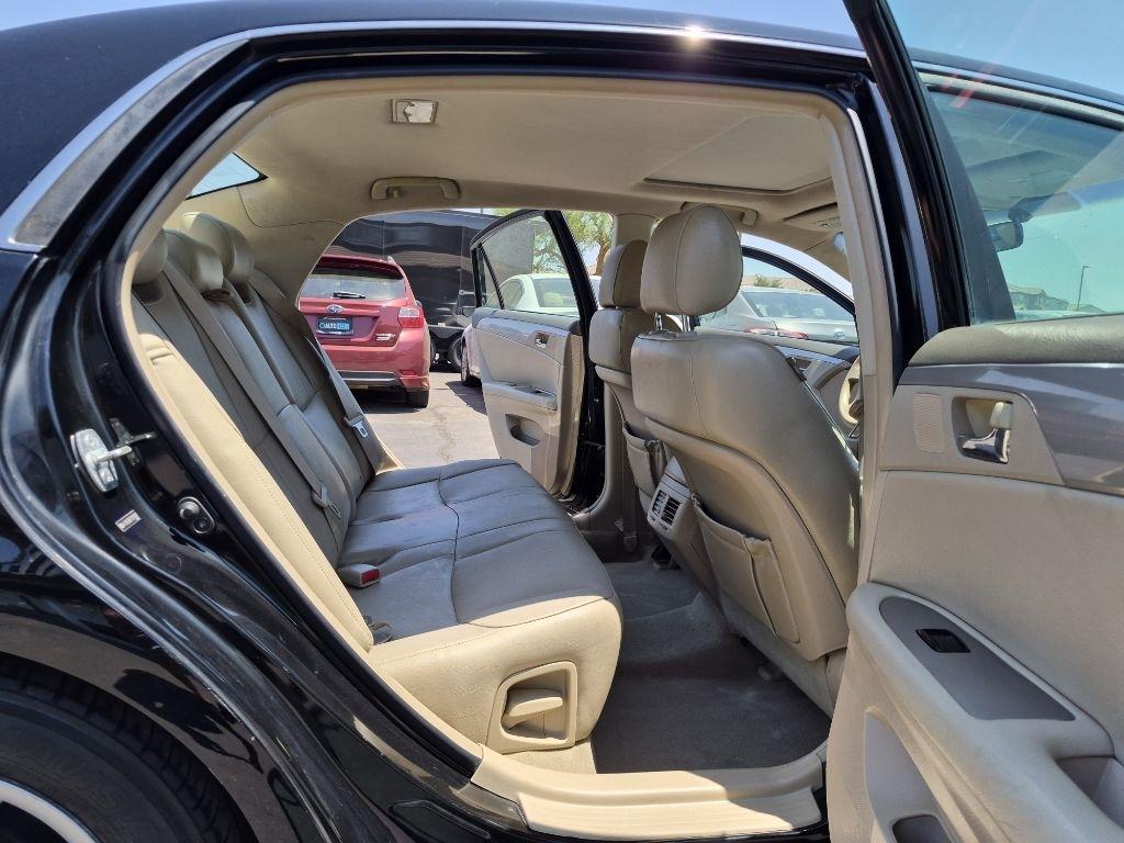 Toyota Avalon  2007