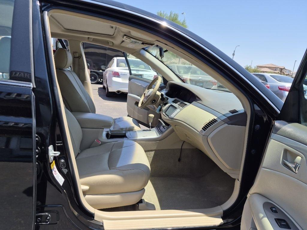 Toyota Avalon  2007