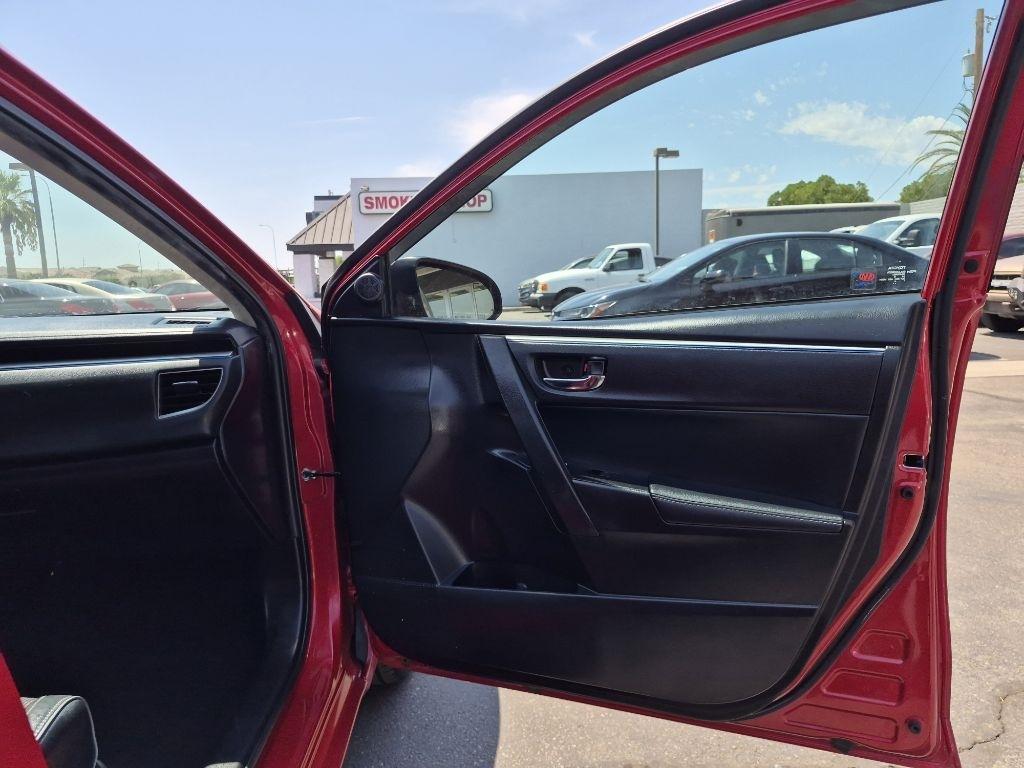 Toyota Corolla  2016