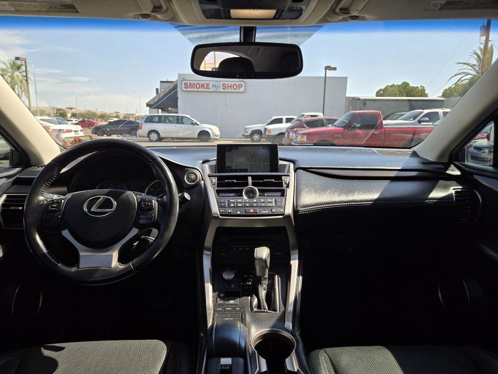 Lexus NX 200t  2016