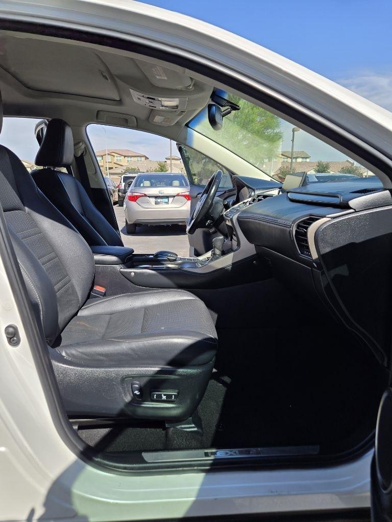 Lexus NX 200t  2016