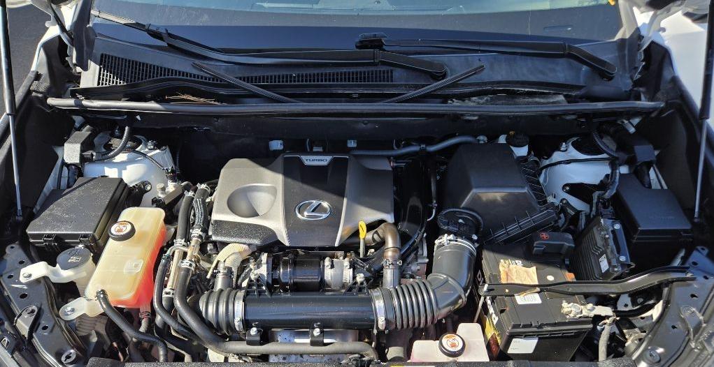 Lexus NX 200t  2016