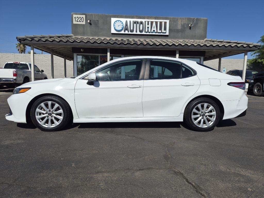 Toyota Camry  2019