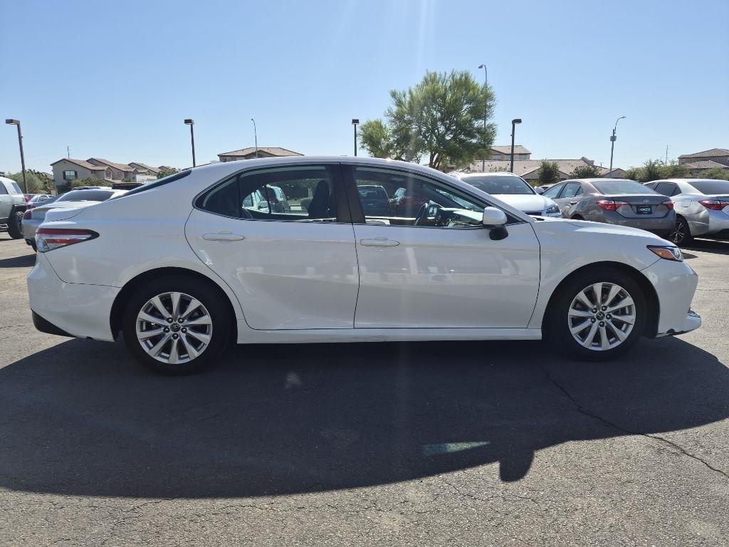 Toyota Camry  2019