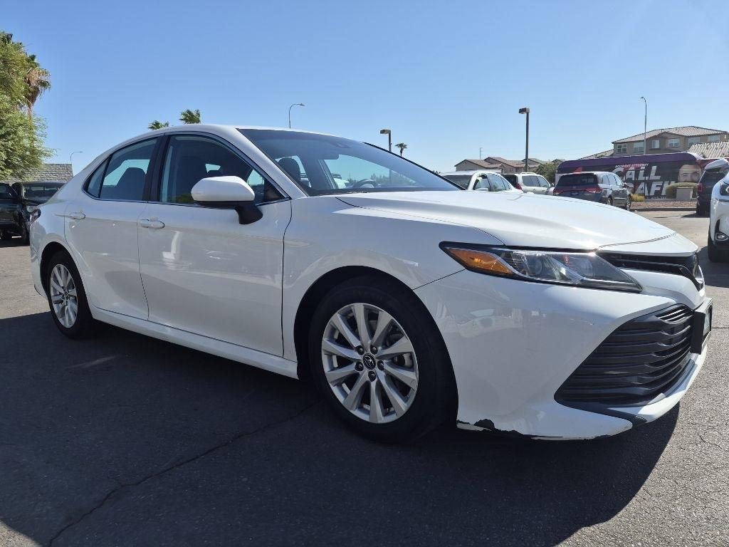 Toyota Camry  2019