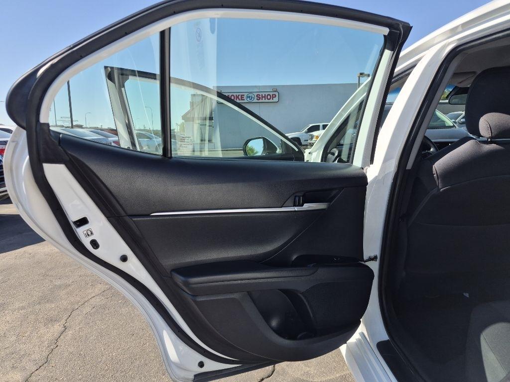 Toyota Camry  2019