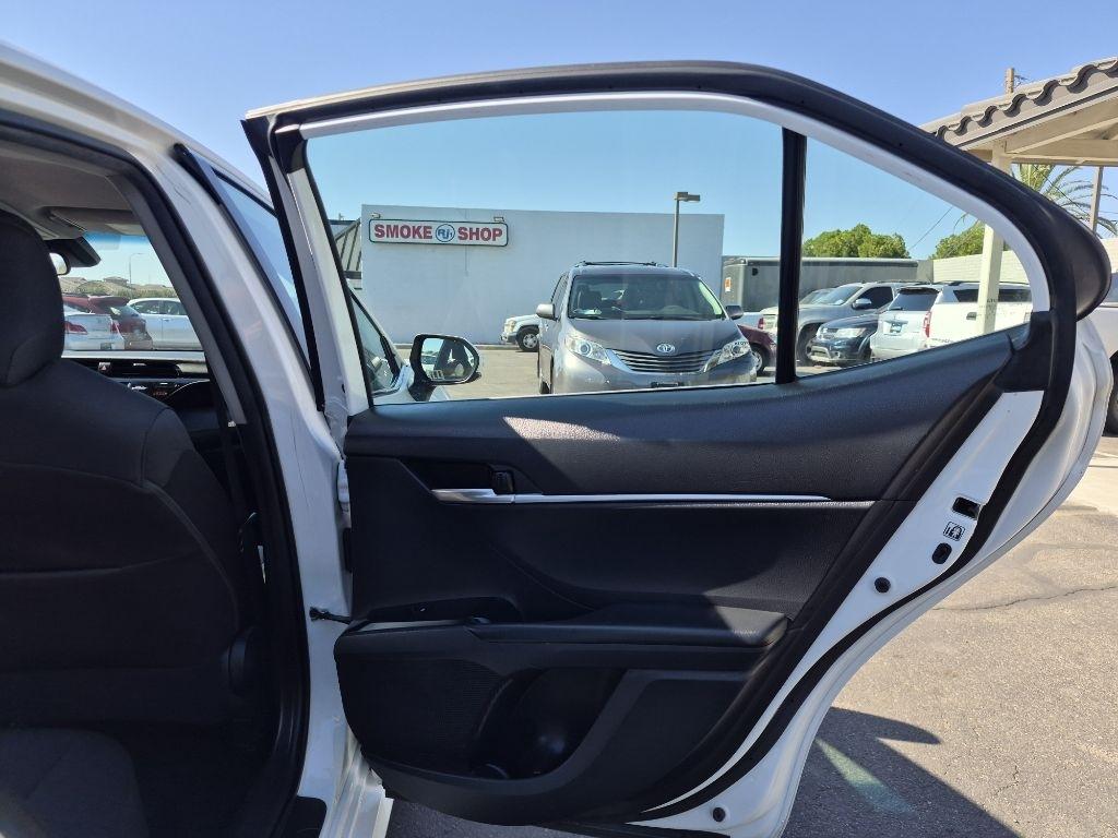 Toyota Camry  2019