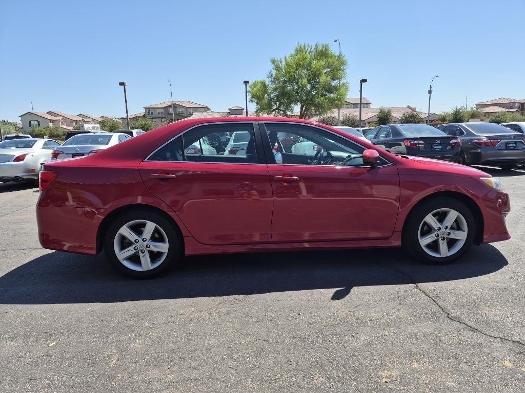 Toyota Camry  2014