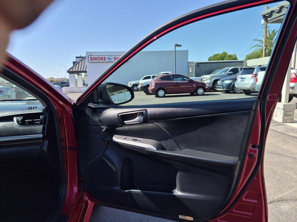 Toyota Camry  2014