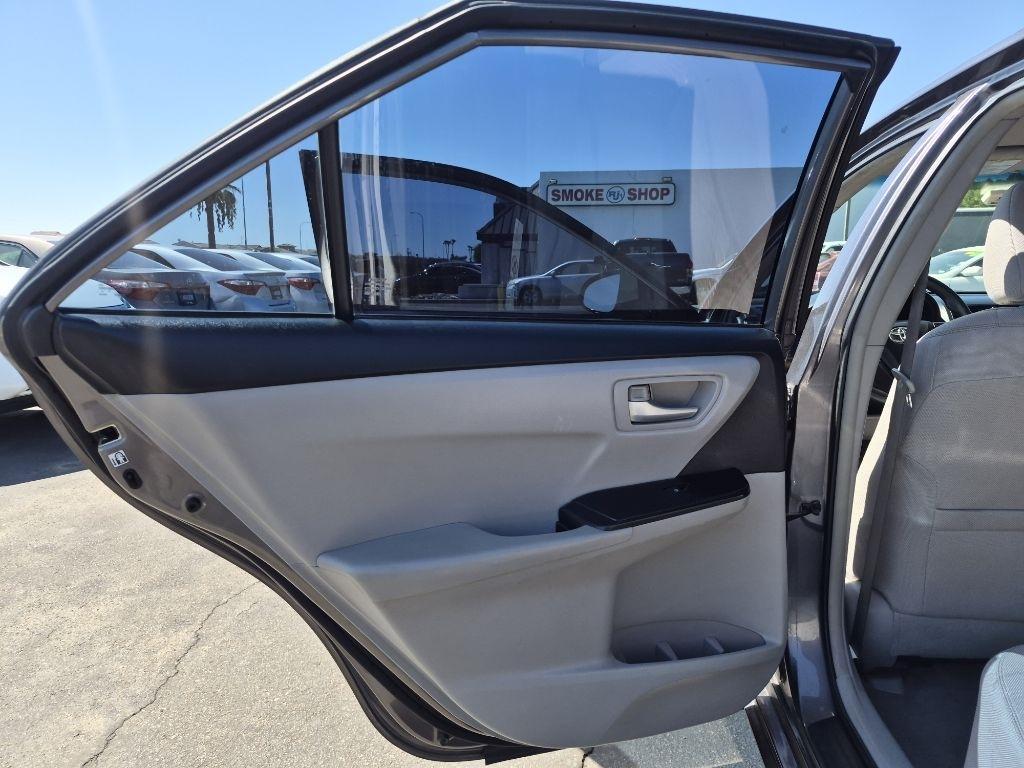 Toyota Camry  2015