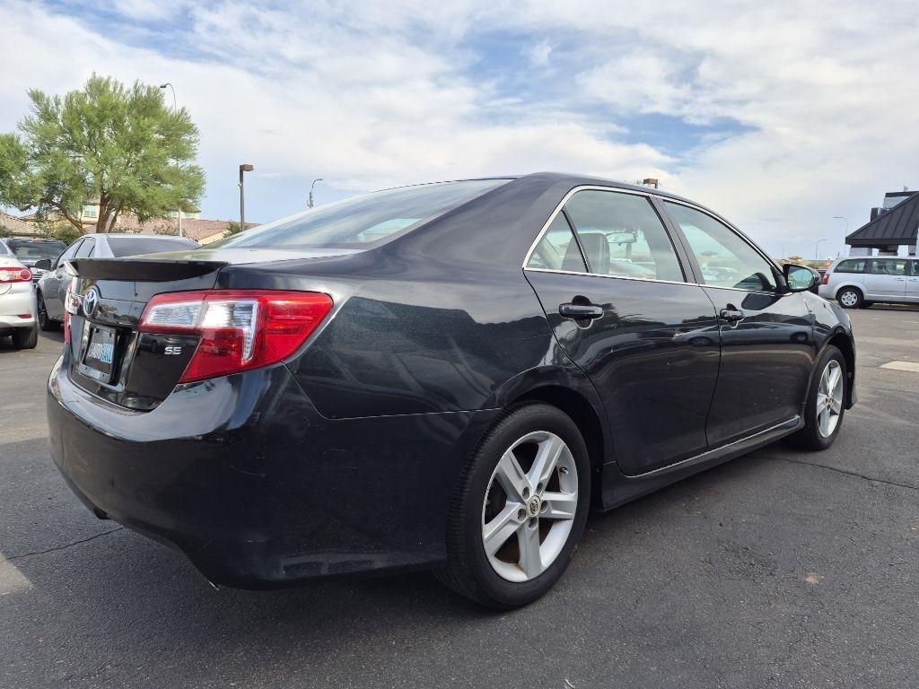 Toyota Camry  2012