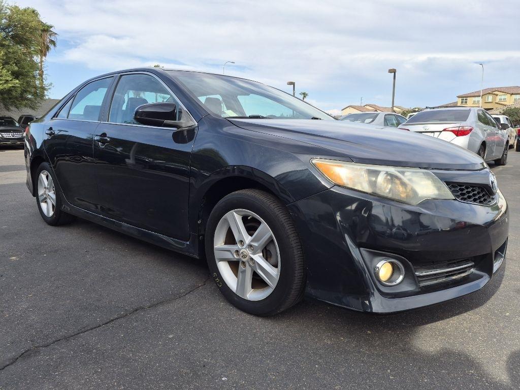 Toyota Camry  2012