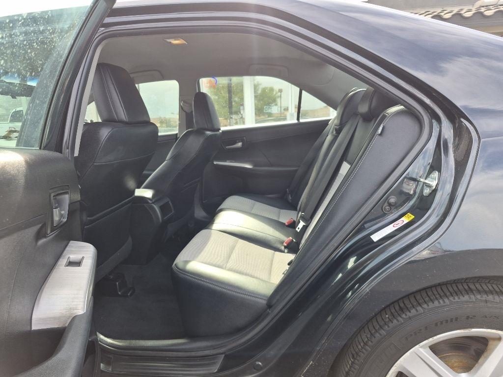 Toyota Camry  2012