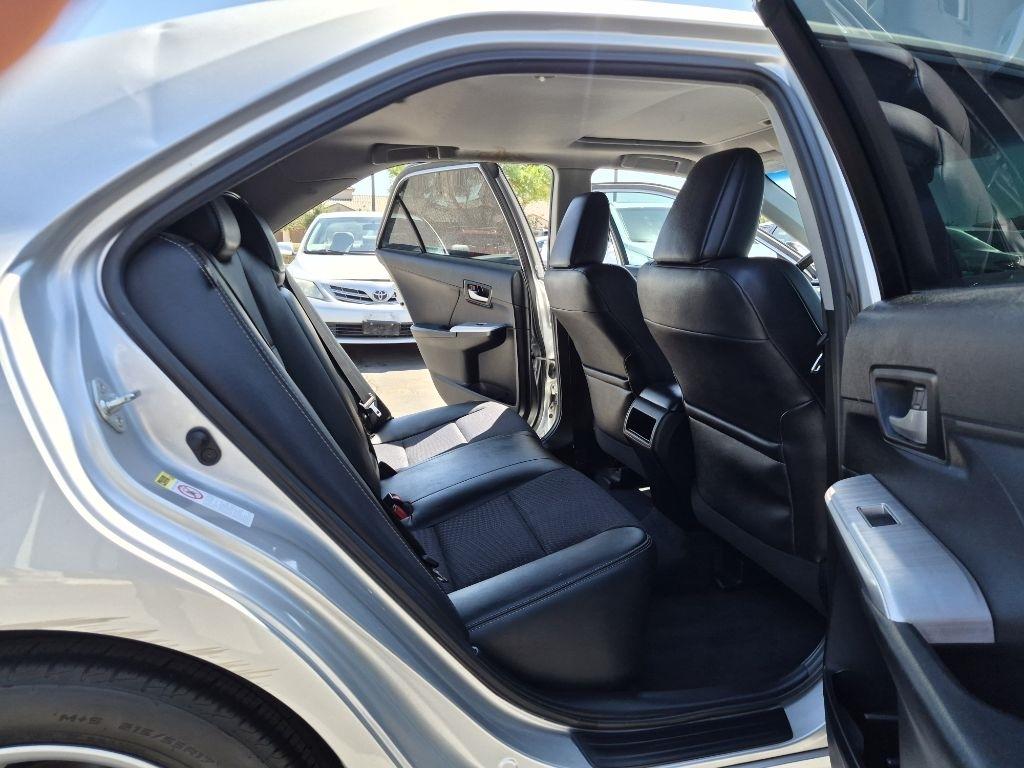 Toyota Camry  2012