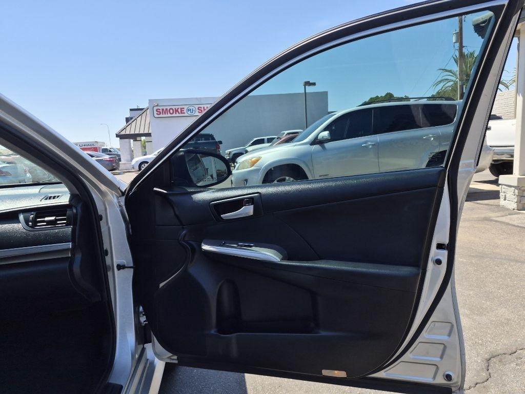 Toyota Camry  2012
