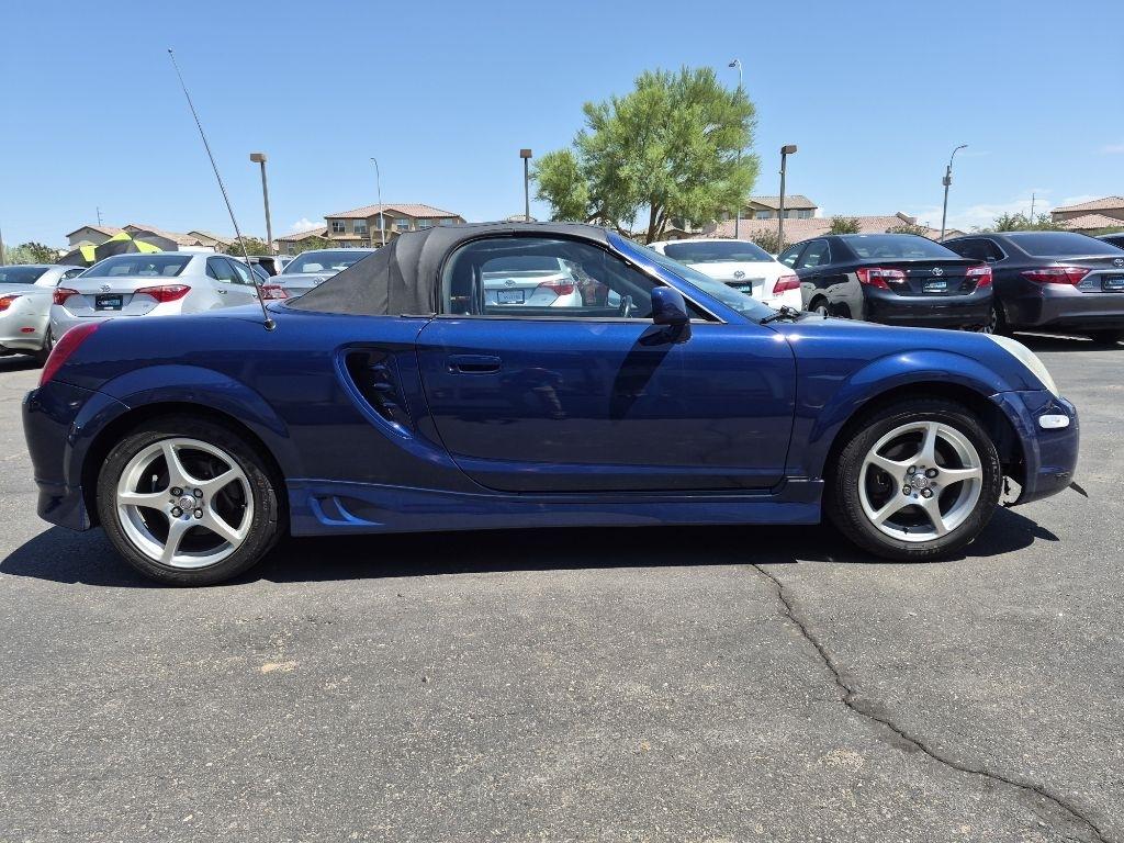 Toyota MR2 Spyder  2003