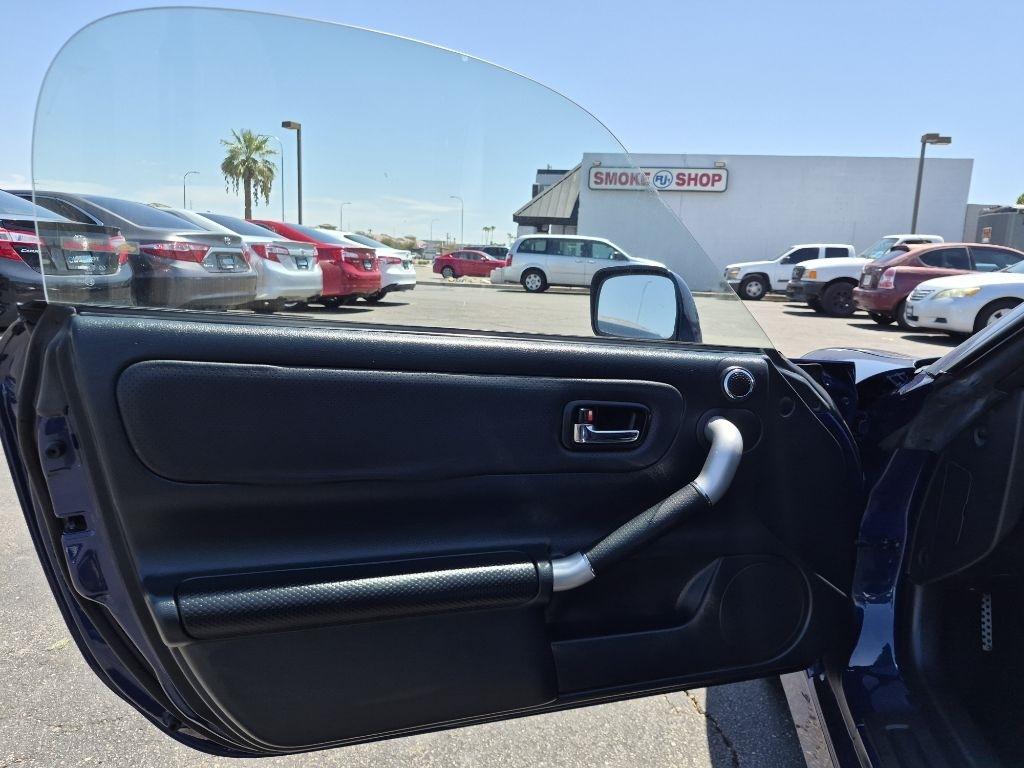 Toyota MR2 Spyder  2003
