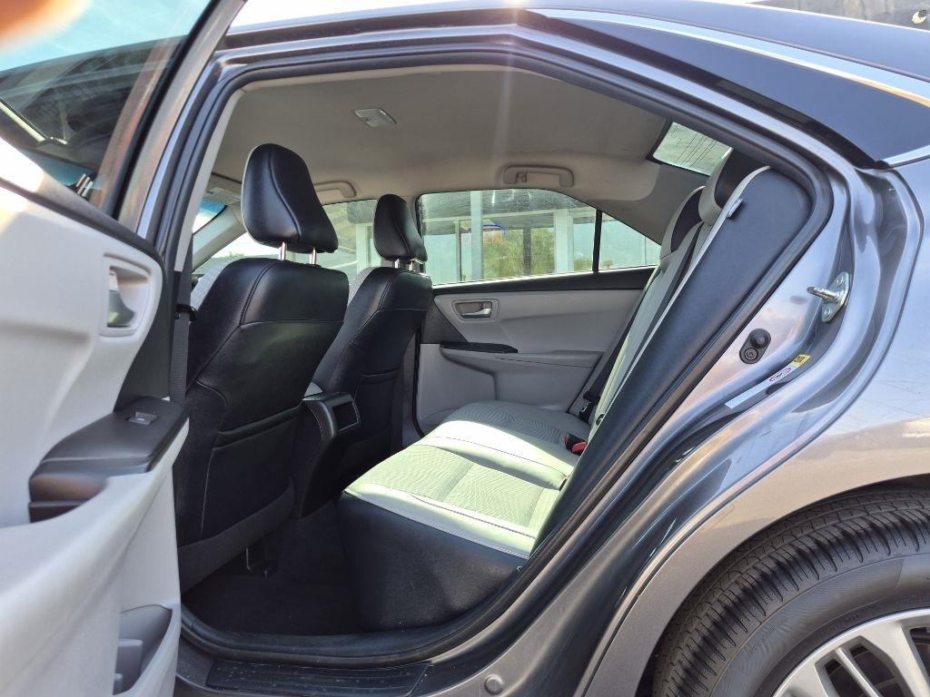 Toyota Camry  2015