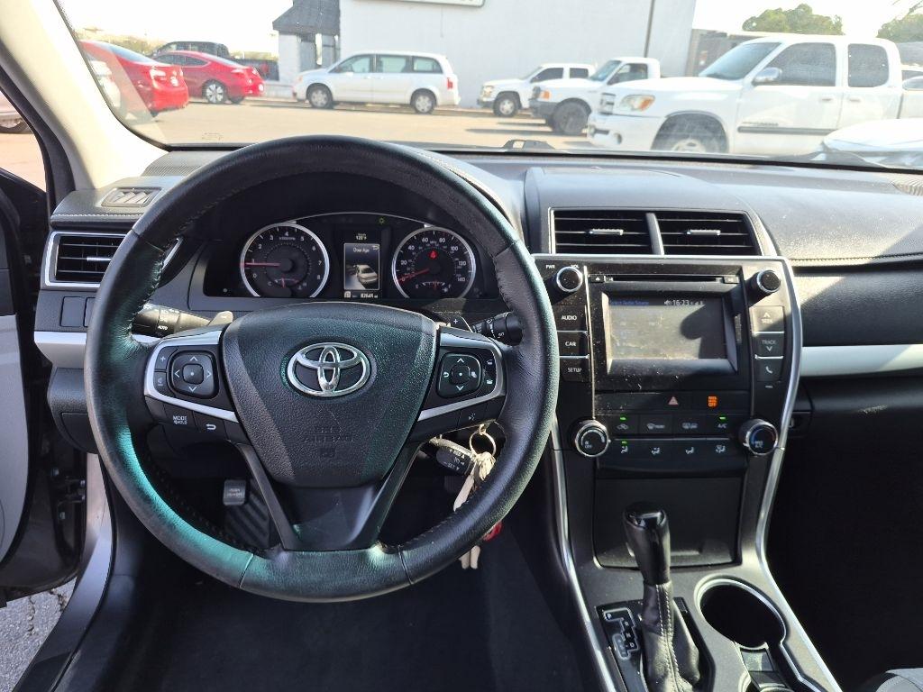 Toyota Camry  2015