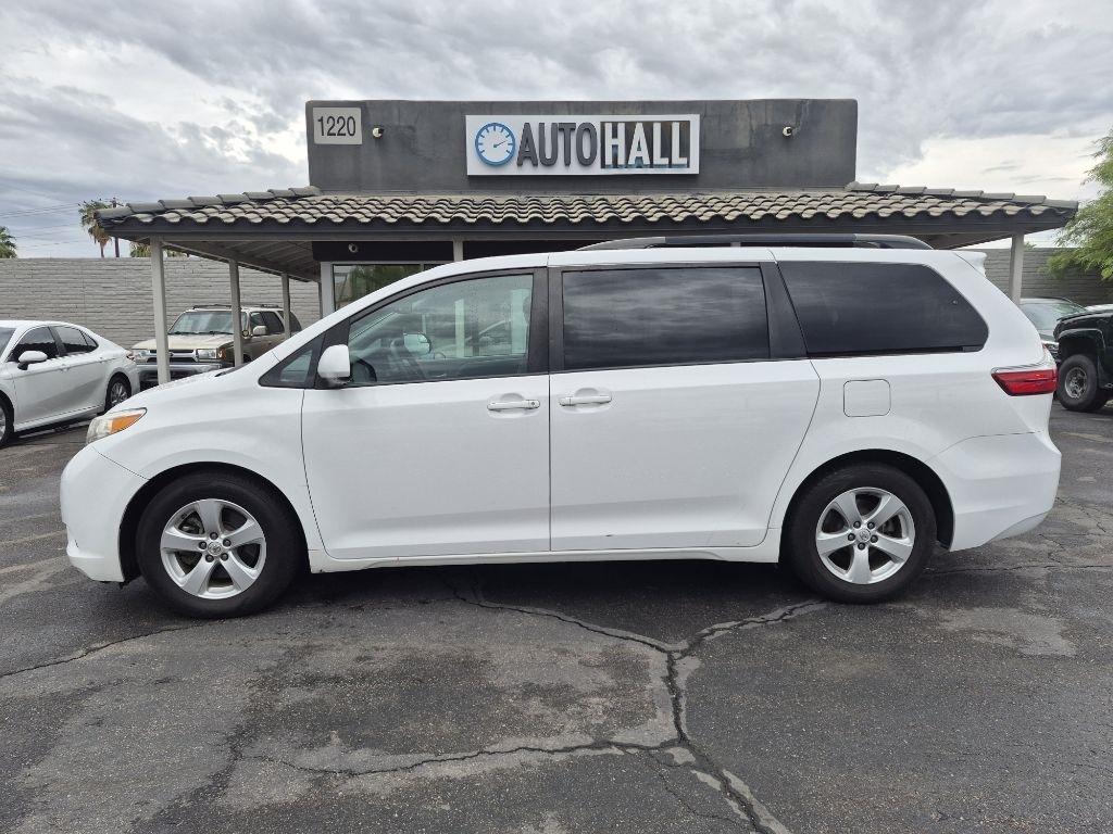 Toyota Sienna  2015