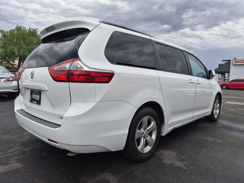 Toyota Sienna  2015