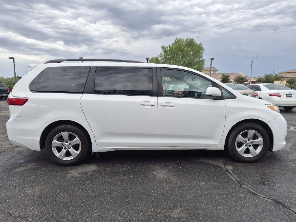Toyota Sienna  2015