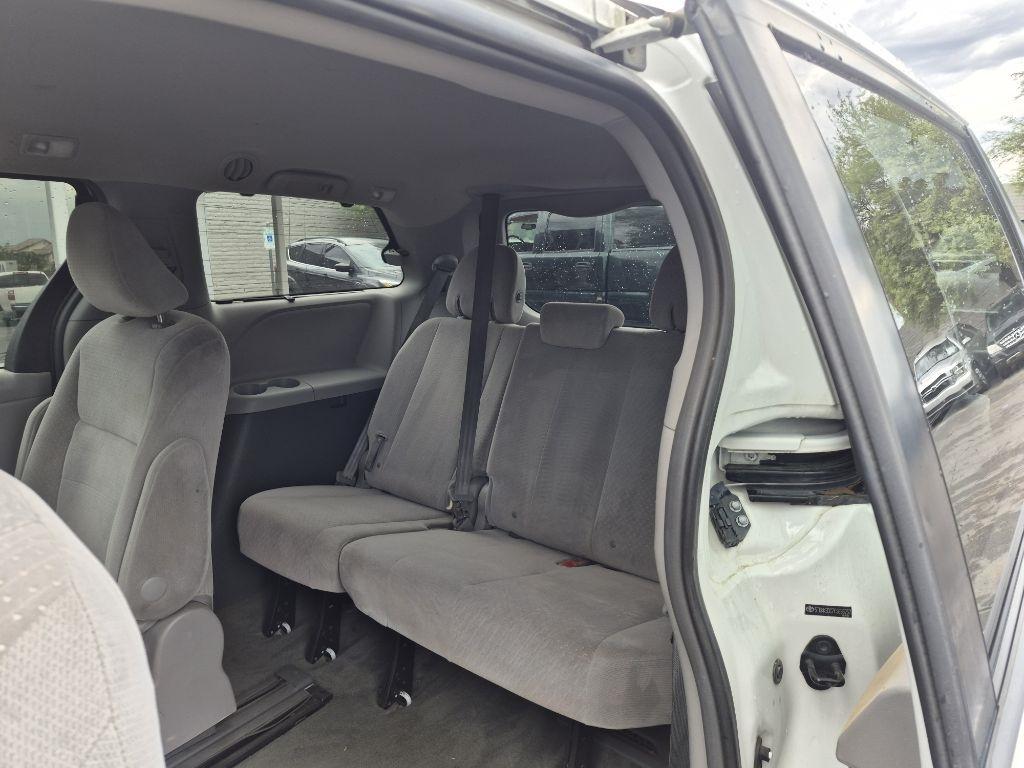 Toyota Sienna  2015