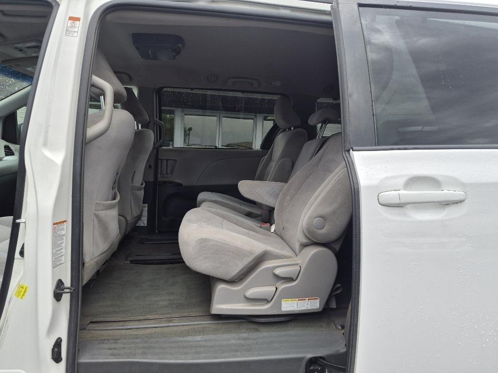 Toyota Sienna  2015