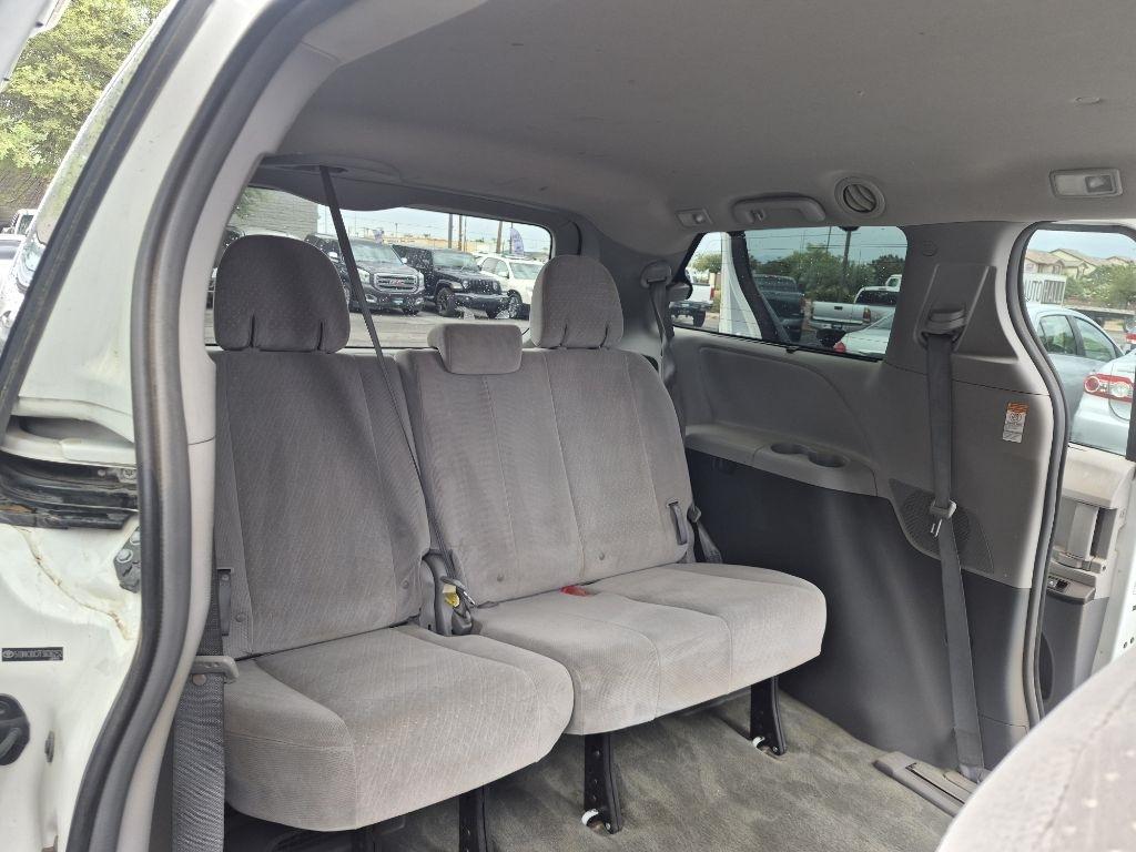 Toyota Sienna  2015