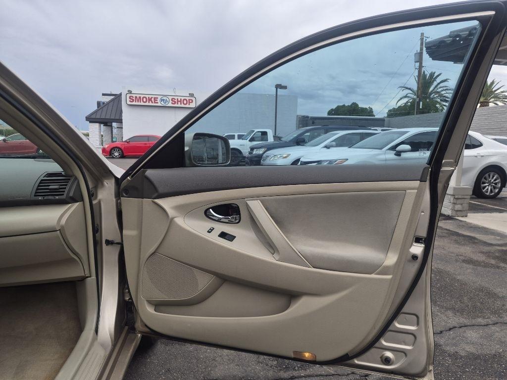 Toyota Camry  2007