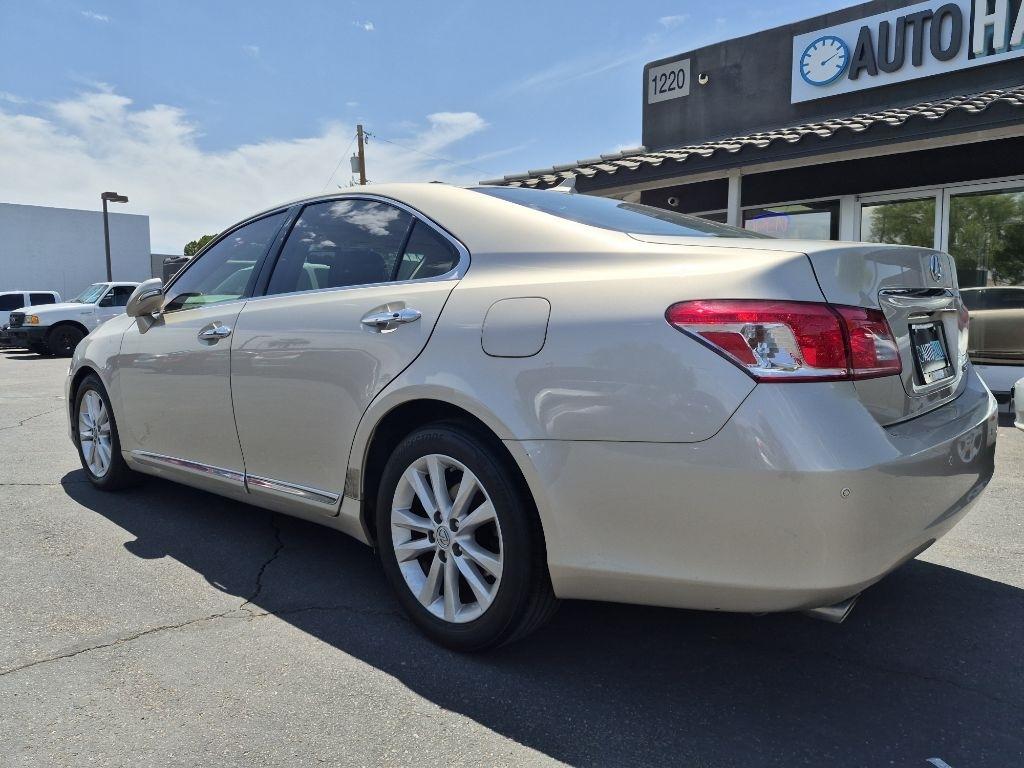 Lexus ES 350  2011