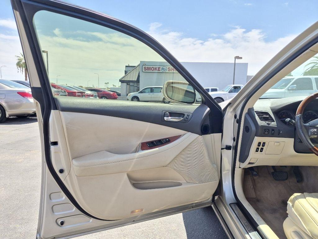 Lexus ES 350  2011