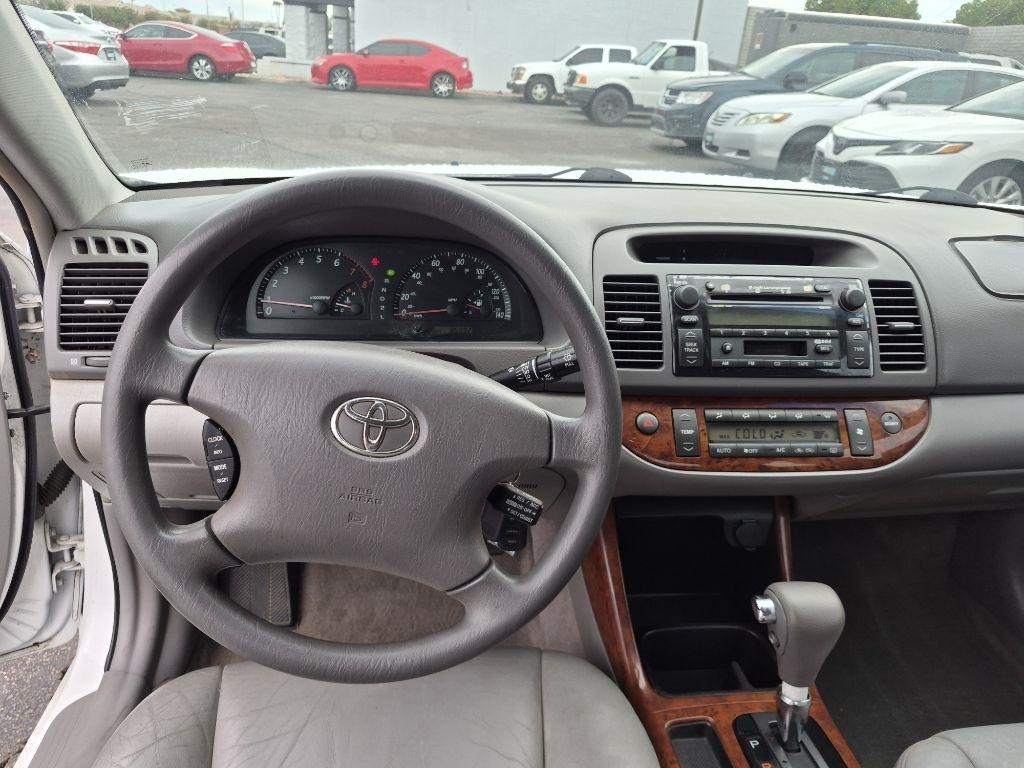 Toyota Camry  2002