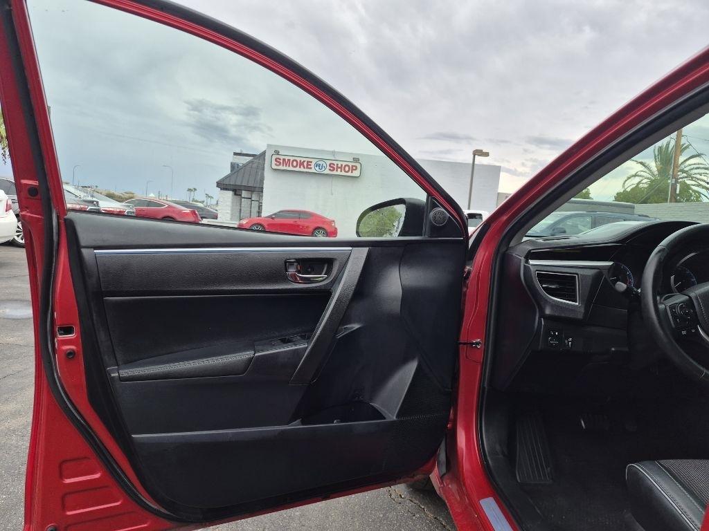 Toyota Corolla  2016